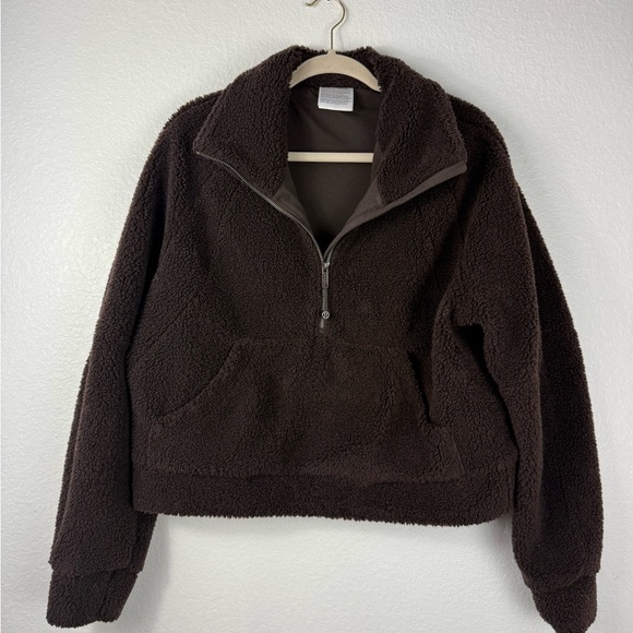 lululemon athletica Sweaters - Lululemon teddy half zip Cozy Brown Sherpa Pullover size M/L